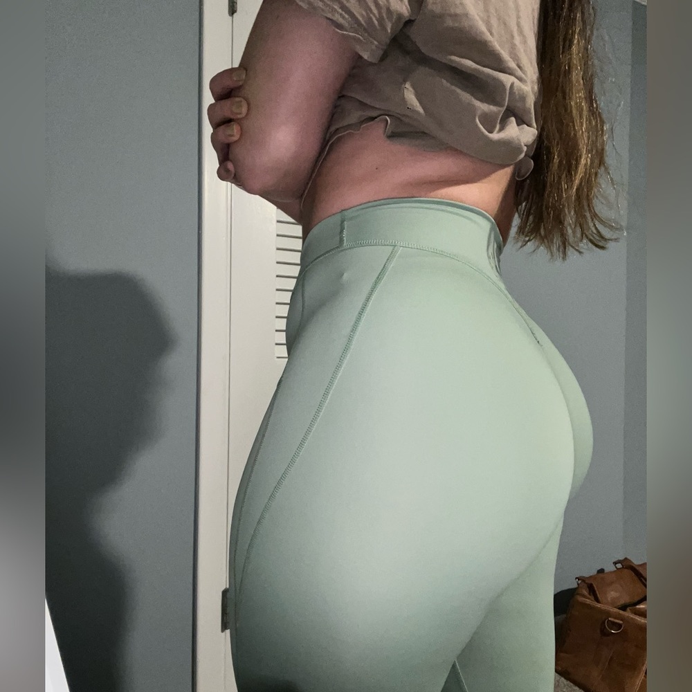 NWOT Gymshark KK Fit 7/8 Legging Green Juice